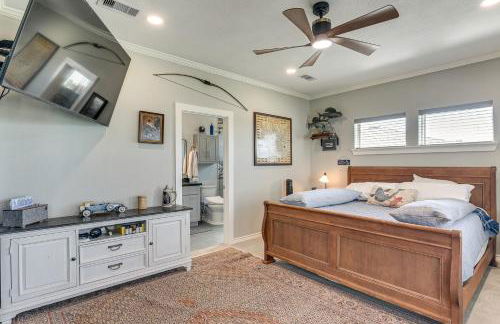 Walk to Sea Isle Beach Group Getaway with Deck! - Foto 9