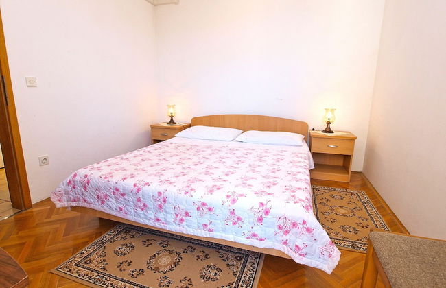 Apartment 761 - Photo 7