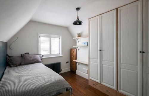 Parea Living - Spacious North London House with Big Garden - Foto 21