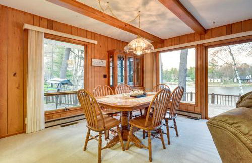 Waterfront Gladwin Vacation Rental with Lake View! - Foto 2