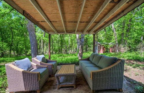 Cozy Cabin on Route 66 with Hot Tub- Edmond, OK - Foto 30