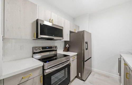 Stylish City Place WPB Escape King Bed and Den - Foto 11