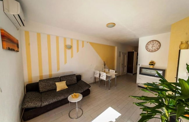 Mit - 100m to the sea - A3 Zuti - Foto 5