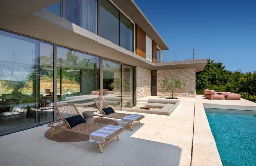 Villa bOx in Central Istria for 14 persons with wellness, 54 m2 heated pool, & kids playground - Foto 25