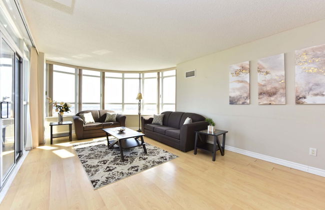 Sarkar Suites - 3888 Duke of York Blvd - Photo 23