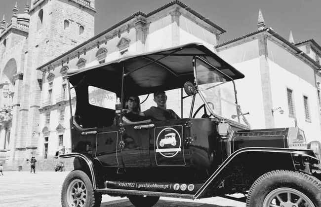 Tour privado de carro clássico pelo Porto - Foto 11