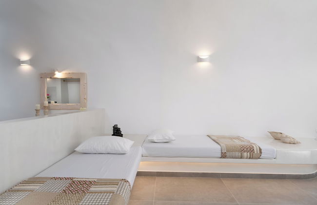 Yiota Collection 4 Suites & 4 Prive Jacuzzi - Foto 40