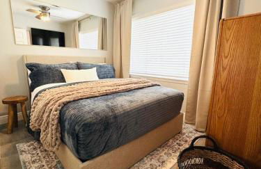 3BR Oasis DT ORL, Full Kitchen & Fenced Yard! - Foto 57