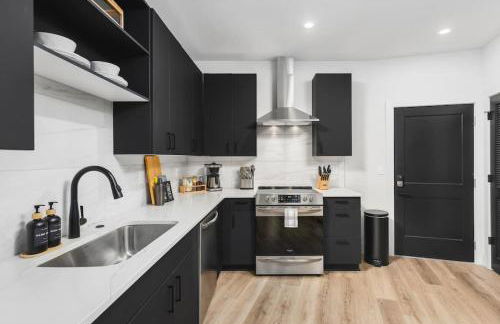 Premium Condo with Huge Patio near Vanderbilt & Downtown - Foto 2