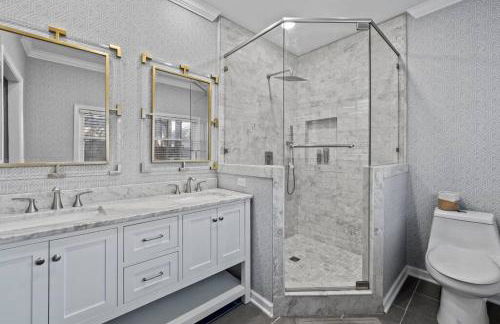 Large historical home w/ fire pit, chef kitchen. - Foto 22