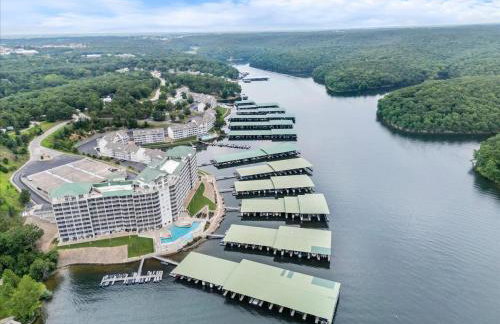 Modern Decor, Views, Grill, Workstation, Boat + 2 PWC Slips & Resort-Style Amenities - Foto 47