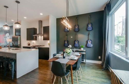 King & Queen 2 Homes - 24 Beds City Views - Foto 36