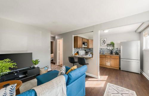 Apartment Kansas City 15mins to KCI with a KING bed and work desk - Foto 18