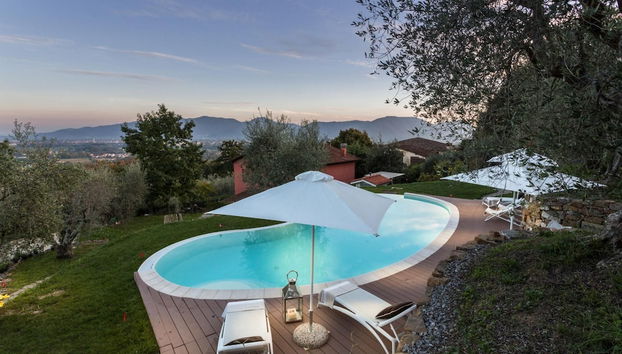 Villa Alberta, Panoramic 4 Bedrooms Farmhouse with Private Pool in Lucca close to Town Centre - Foto 2, Camera