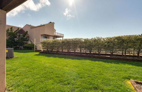 Brigantine Condo with Beach Access and Pool Views - Foto 33