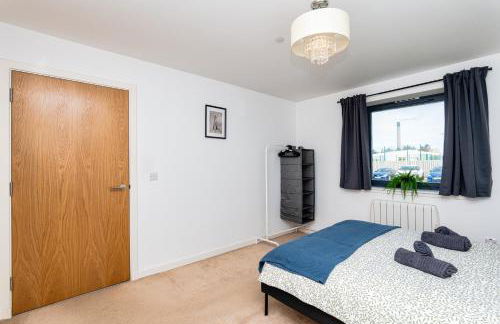 2Bed Ground Floor-Free Parking - Photo 8