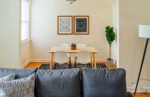 Calm & Well-Equipped 2BR Chicago Apartment - Central Cozy - Foto 8