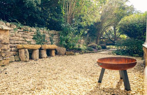 Beautiful 2 Bedroom Cottage in the Cotswolds - Photo 37