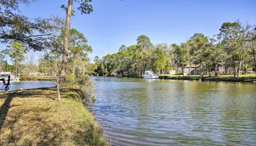 Waterfront Foley Area Home - 15 Mi to Gulf! - Foto 2