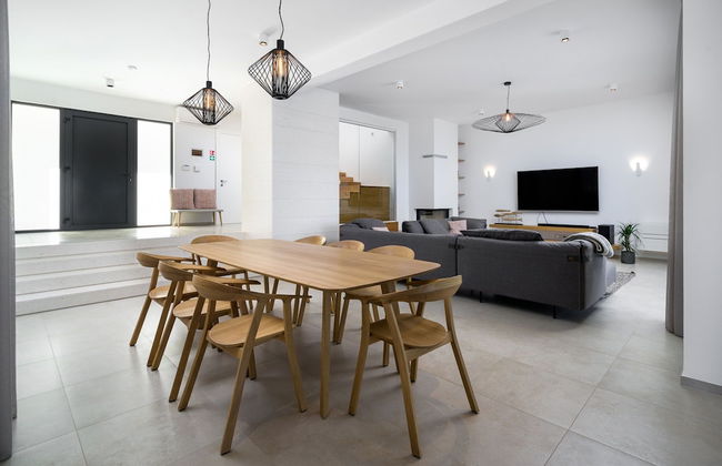 Beachfront Villa Grey Martini with Pool - Foto 12