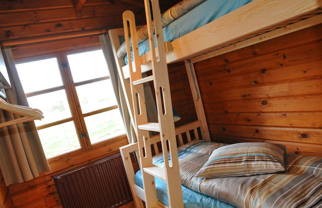 Traditional Chalet with Sauna, Spa Tub, & Relaxation Space near La Roche - Photo 3