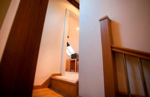 Dbs Serviced Apartments - Photo 29