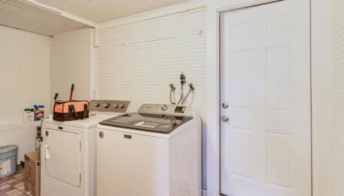 Rushing Bungalow - Steps from Swan Lake Morton - Foto 3