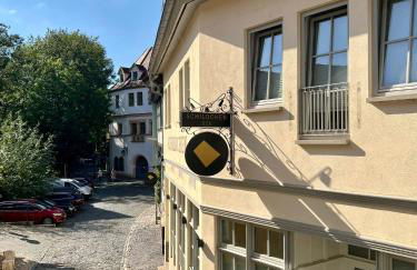Ferienwohnung Schildblick Modernes Apartment direkt in der Altstadt von Erfurt nahe der Krämerbrücke - beste Innenstadtlage - Foto 1