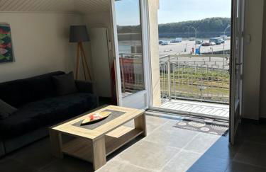 APPARTEMENT FACE au PORT et à L'OCEAN SAINT GILLES CROIX DE VIE WIFI BALCON PARKING PRIVE COUVERT - Photo 1