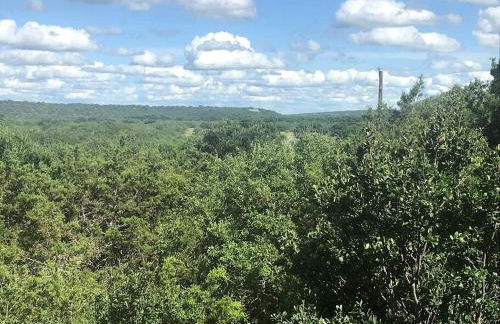 Two-Story Cabin Rental for Large Groups along Hamilton Creek in Marble Falls, Texas - Foto 31