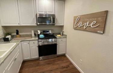 Brand New 2BR CUTE Blue LED in North Fresno - Foto 17