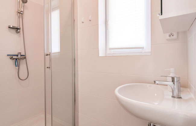 Lakeside Village 35 - Photo 11