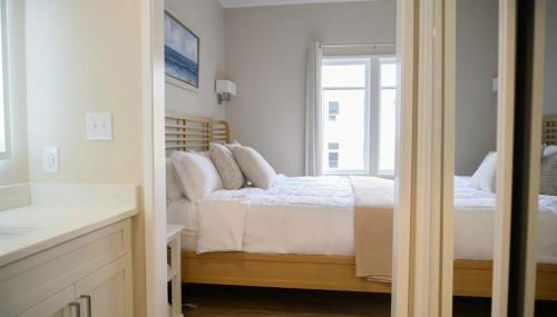 Coastal Luxury Studio One Block to Big Rock - Foto 5