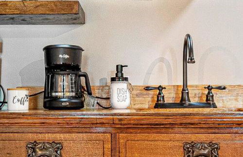 1786 Farm Cottage Honeymoon Suite Renovated 2022 - Foto 11