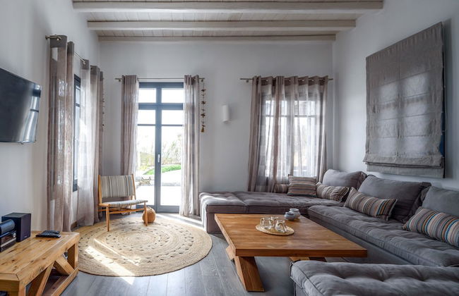 Myconian Platinum Senior Villa - Photo 15