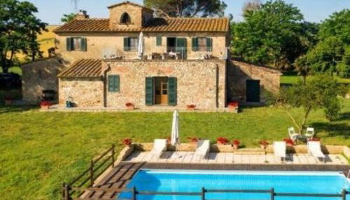 Podere I Sorbi, Spacious Tuscan Villa in Lajatico, Near Pisa & Volterra - Foto 4, Garden, sunbed