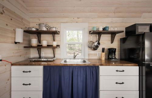 Tiny Cabin w Fire Pit Game Room and Dog Friendly - Foto 15