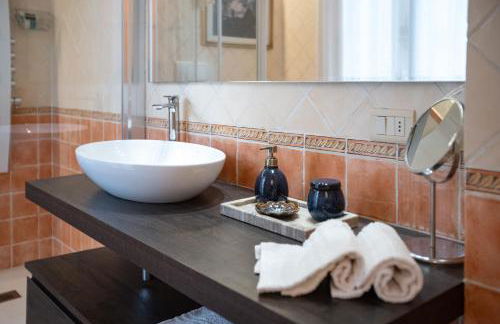 Indipendent Studio Apartment with Terrace - Parking - Foto 2