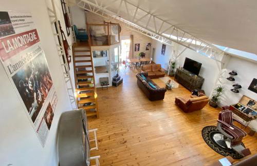 Superbe LOFT centre-ville - Sauna - parking privé -Clim- 1 à 10personnes - Foto 21