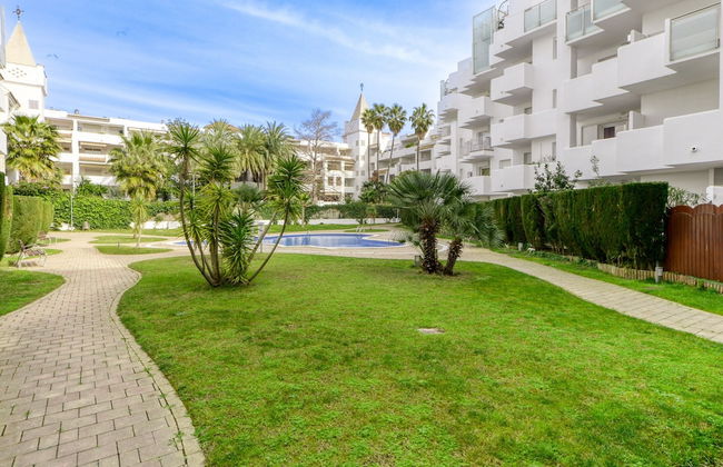 Apartment in Roses Near Sandy Beach - Photo 24