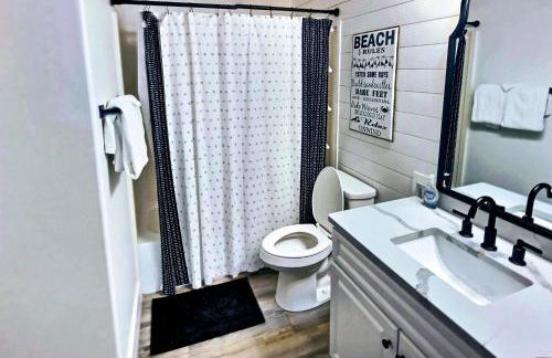 Barefoot Bliss - beachfront condo - sleeps 12 - Foto 6