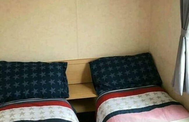 Captivating Three Bedroom Caravan tv in Each Room - Foto 5