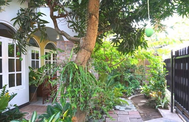 Kanti Kinasih Homestay by The Grand Java - Photo 1