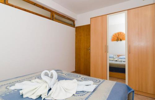 Apartments Villa Dinga -Borak - Two Bedroom Apartment with Terrace No 1 - Foto 6