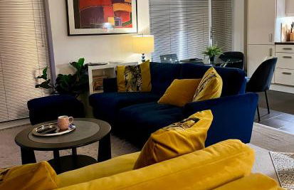 Chester City Centre Waterfront Apartment - Photo 25