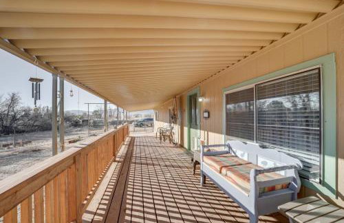 Near Hiking and Wineries Charming Camp Verde Home! - Foto 3