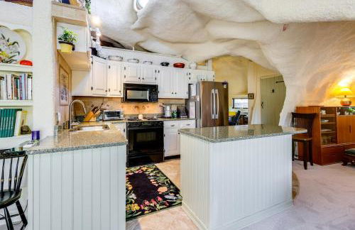 Less Than 6 Mi to Arlington Whimsical Stone Abode! - Foto 4