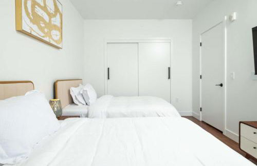 Back-Bay Lux Central 2BR Condo with Rooftop and Parking - Foto 47