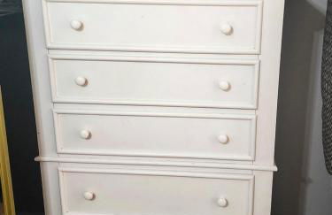 Relaxing Cozy Back House with Backyard - Foto 9