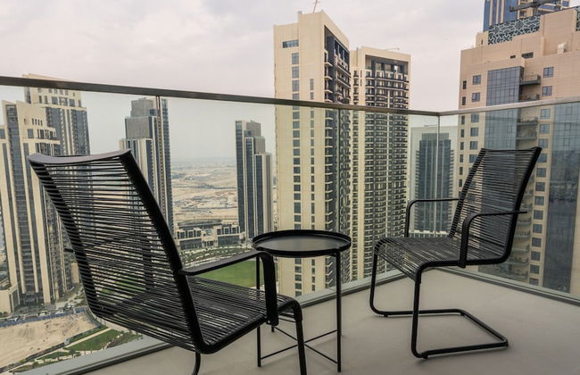 Aya - Elegant 1BR Apartment With Balcony and Creek Views - Photo 35